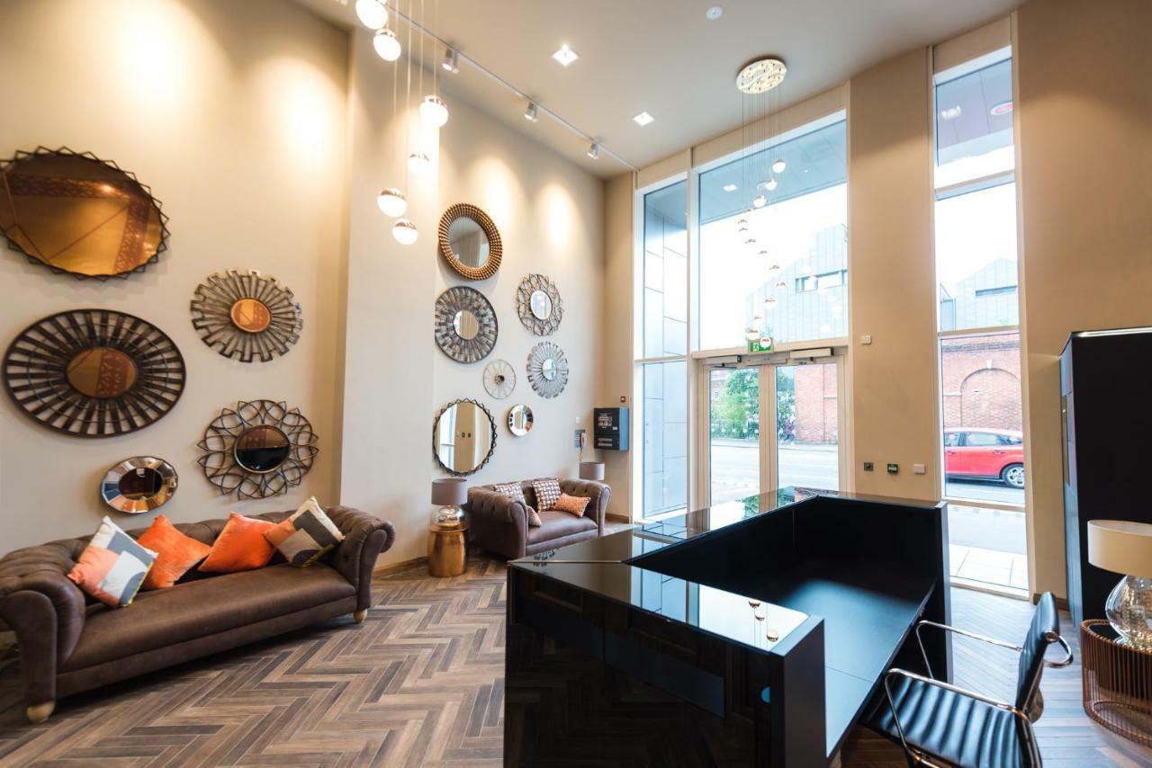 5 Star Brand New City Centre Apartment Belfast Exterior photo