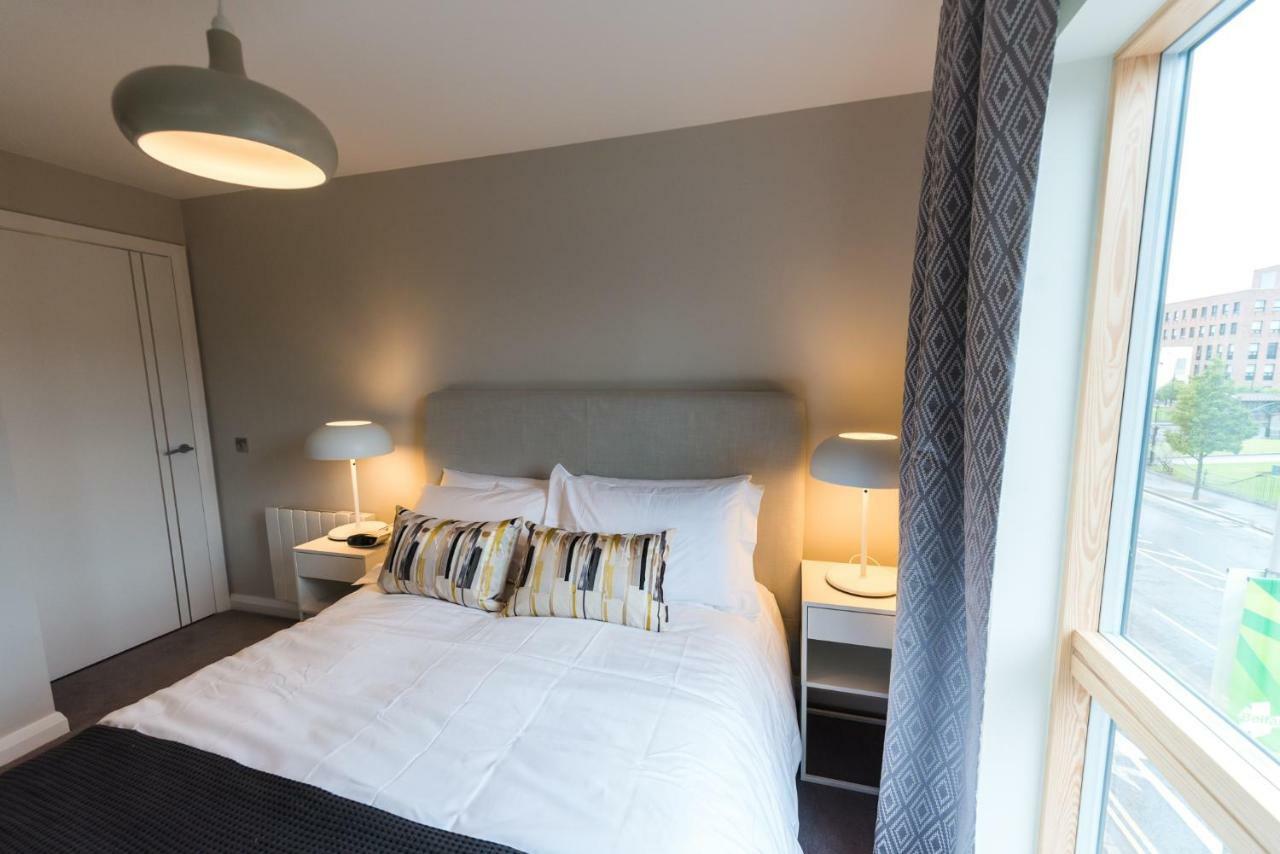 5 Star Brand New City Centre Apartment Belfast Exterior photo
