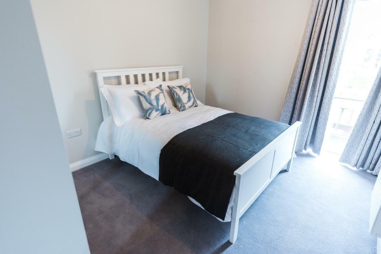 5 Star Brand New City Centre Apartment Belfast Exterior photo
